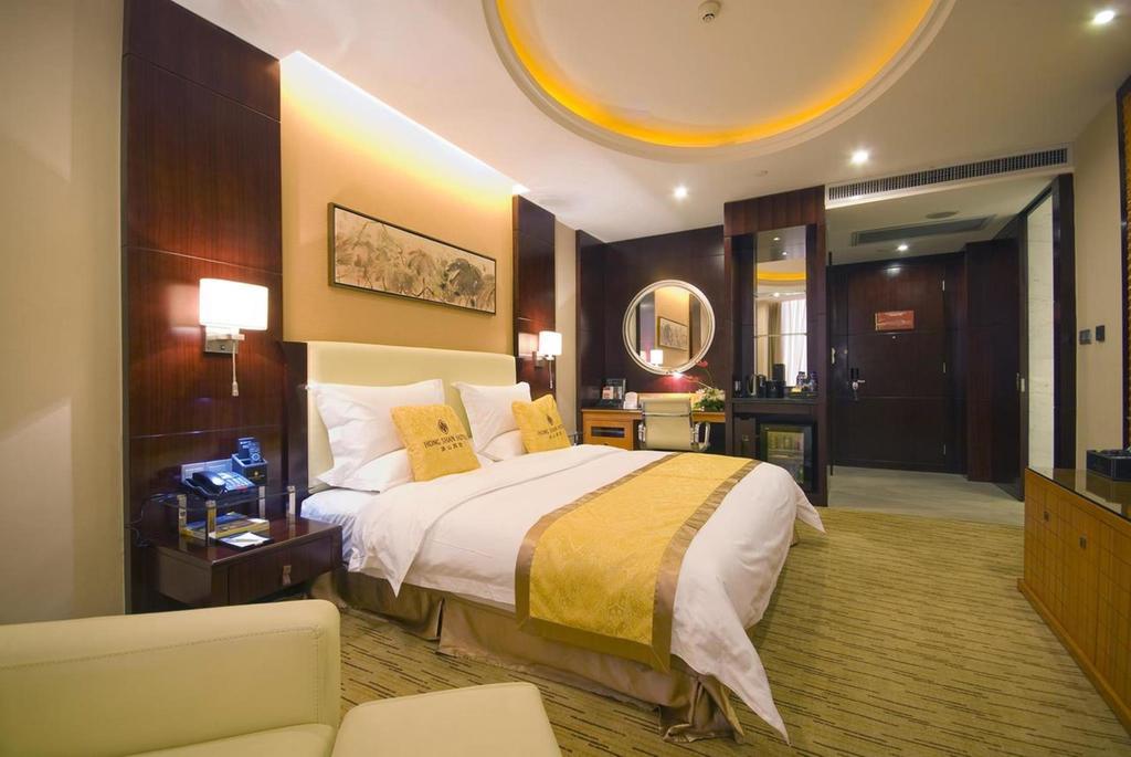 Hongshan Hotel Ухань Екстер'єр фото