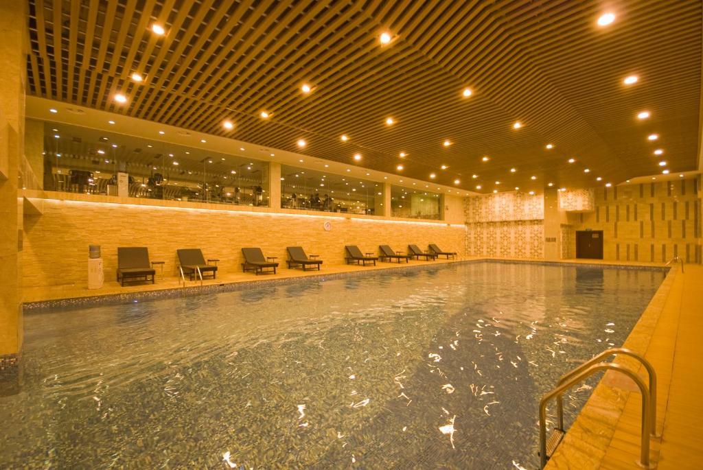 Hongshan Hotel Ухань Екстер'єр фото